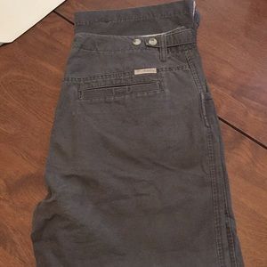 Women’s casual pants